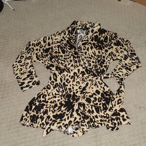 Beulah Style Sz Small Animal Print Wrap Style Shorts Jumpsuit Romper